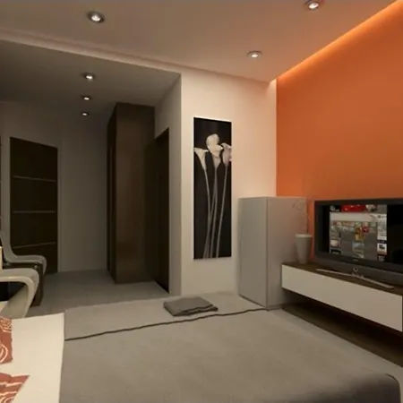 Yumi Hotel